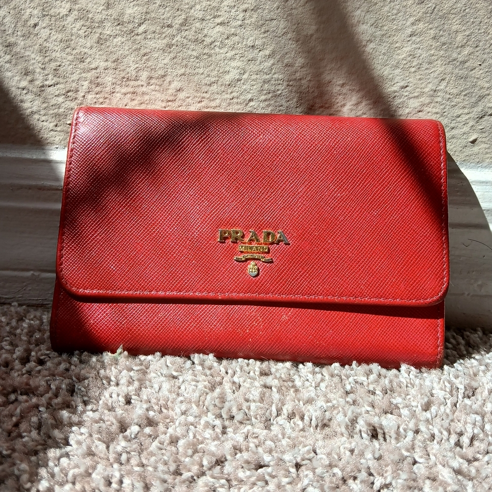 PRADA Red Saffiano Leather Trifold Continental Wallet